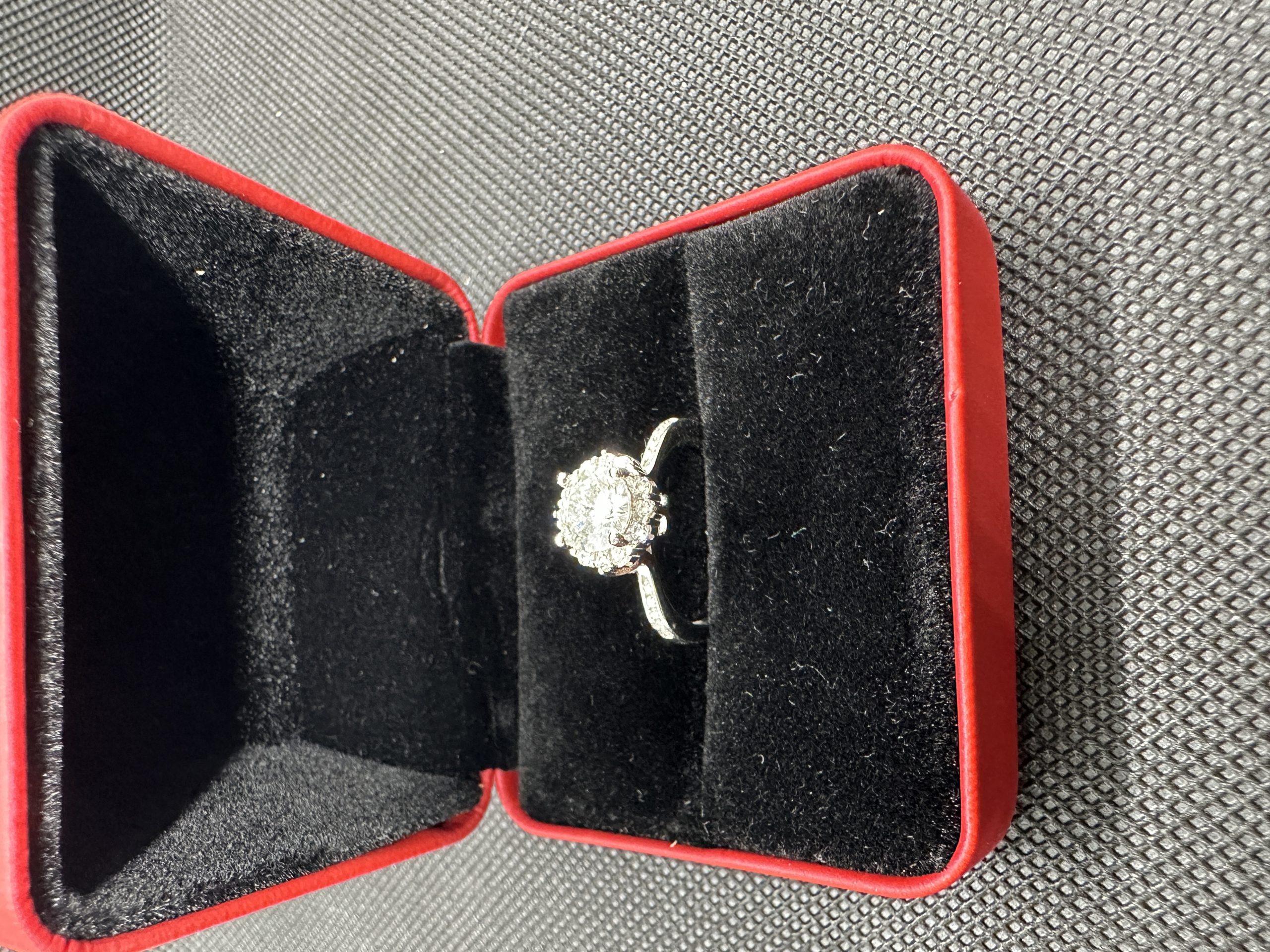 エタニティーリング 鑑定書 ダイヤ 天然ダイヤモンド1.01ct GIA証明書 AU750指輪