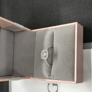 エタニティーリング ダイヤモンド 選び方 天然ダイヤモンド1.01ct GIA証明書 AU750指輪