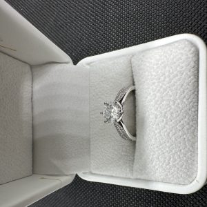 エタニティーリング 1 カラット 天然ダイヤモンド1.01ct GIA鑑定書 AU750指輪